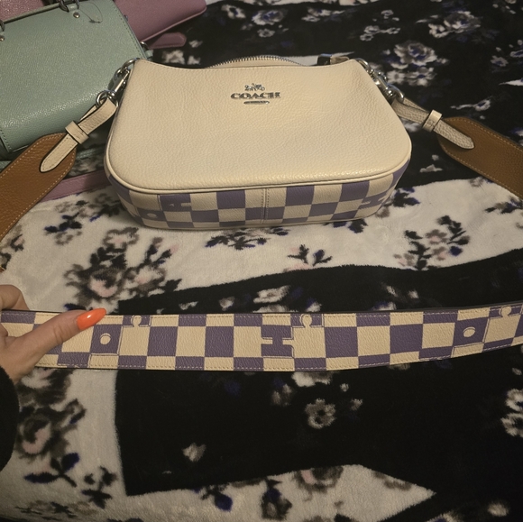 Coach purse, also has matching wallet - Picture 3 of 3